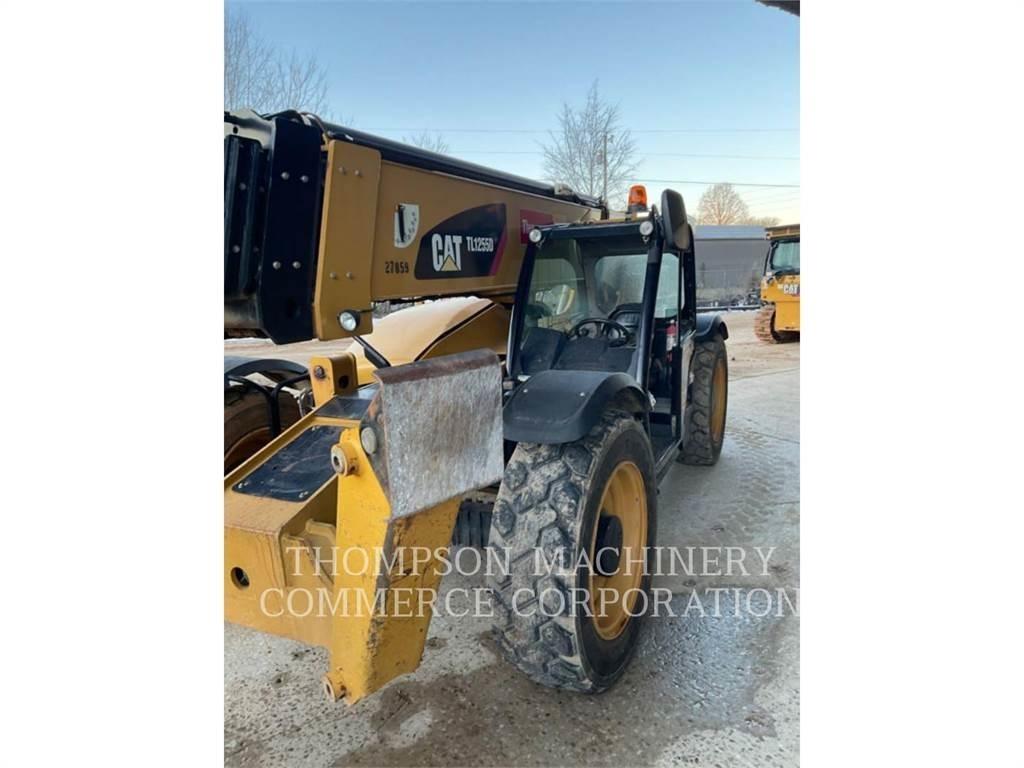 CAT TL1255D Manipulador telescópico