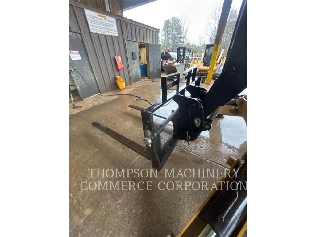 CAT TL1255D Manipulador telescópico