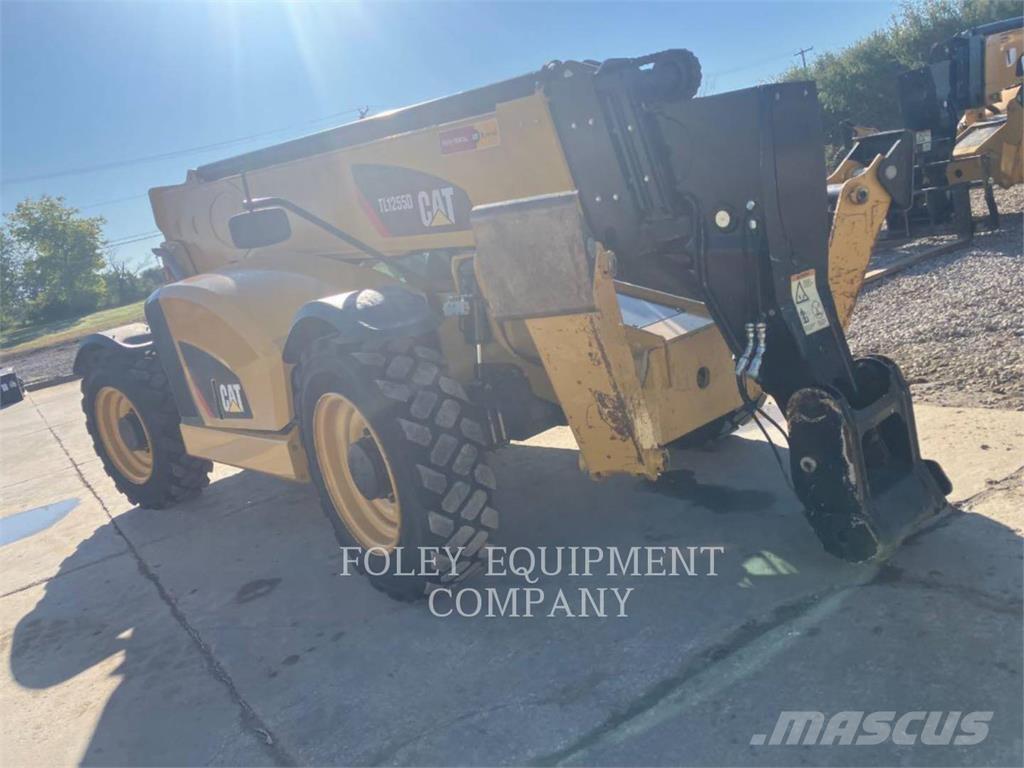 CAT TL1255DC Manipulador telescópico