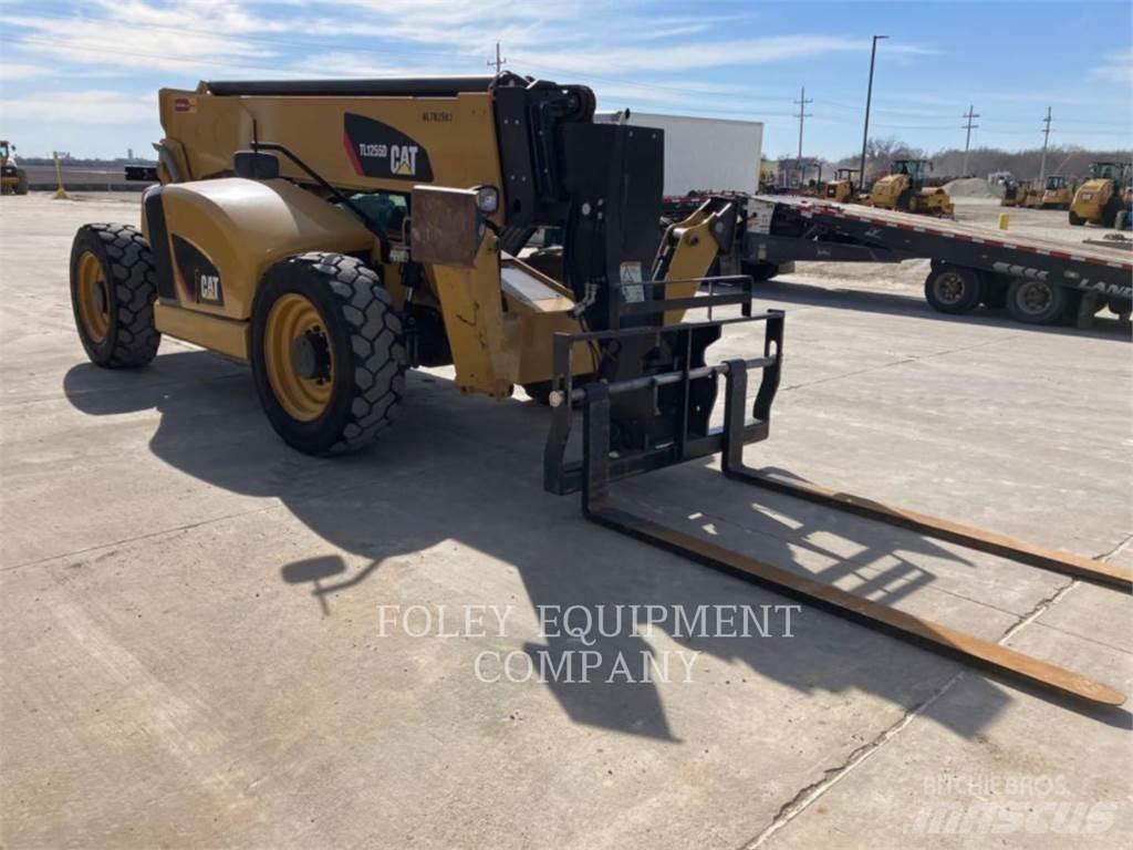 CAT TL1255DC Manipulador telescópico