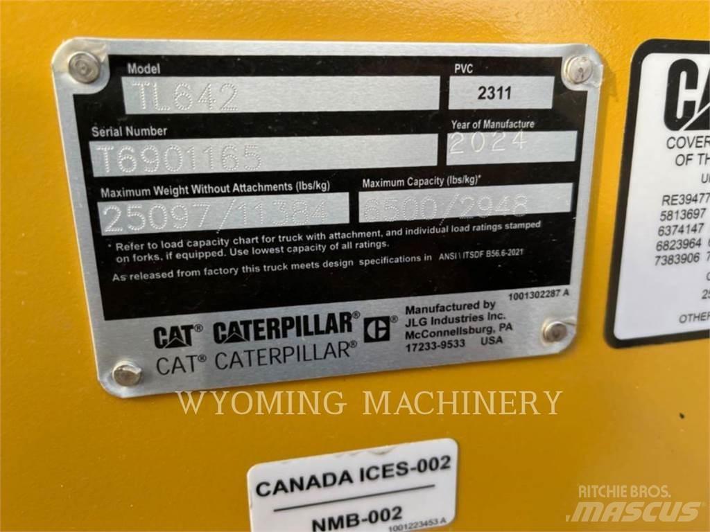 CAT TL642 Manipulador telescópico