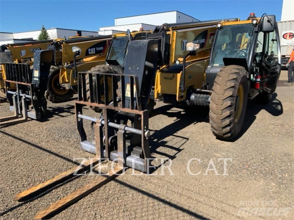 CAT TL943D Manipulador telescópico