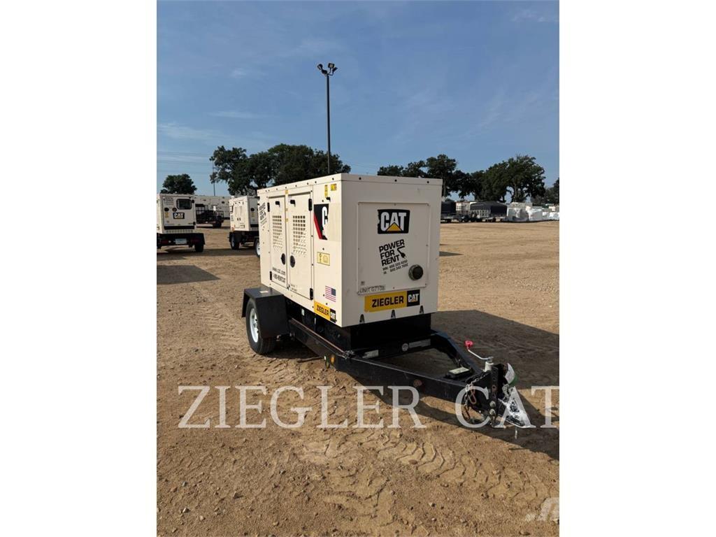 CAT XQ35T4 Outros Geradores