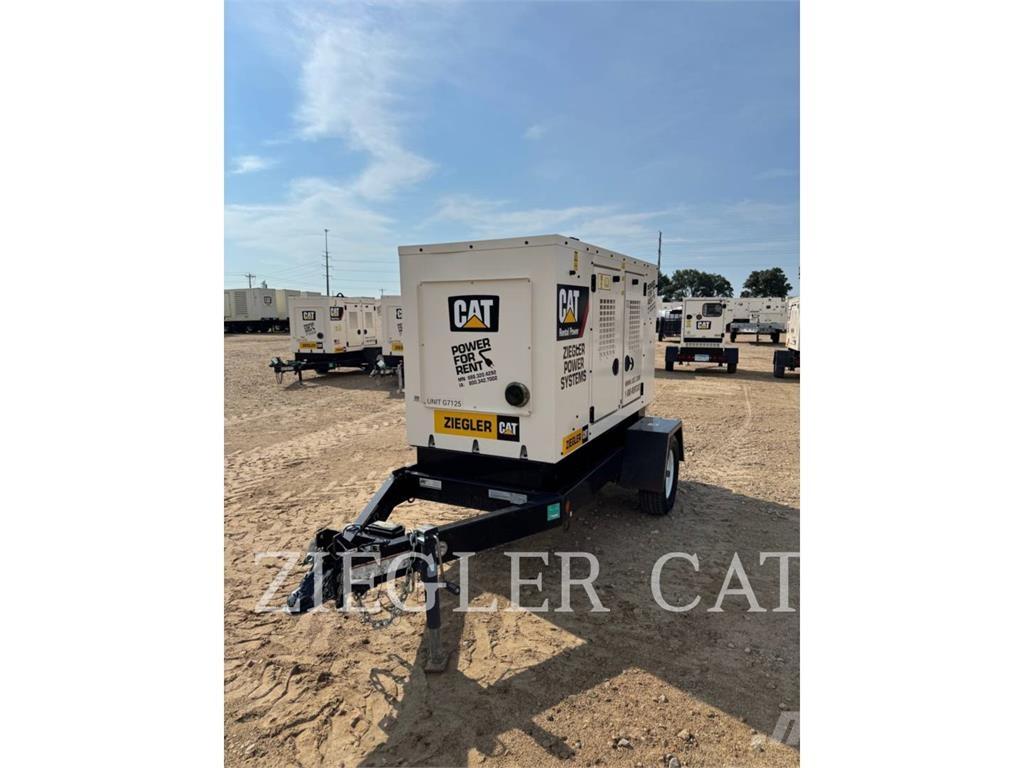 CAT XQ35T4 Outros Geradores