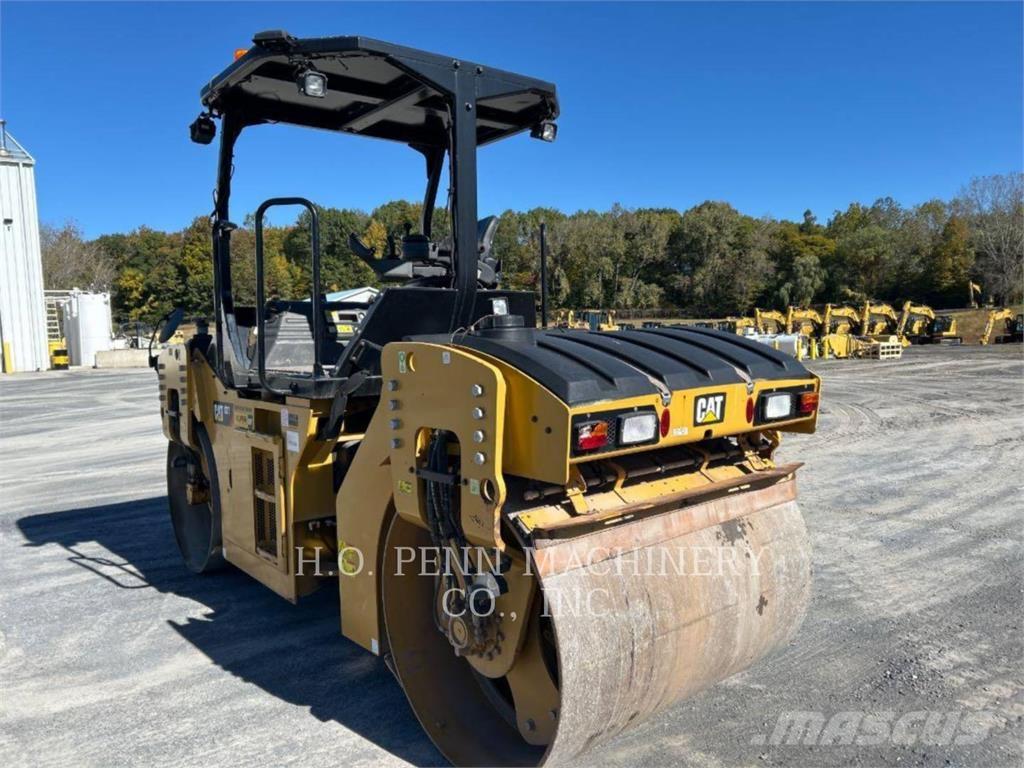  CB7 Compactadores para terra