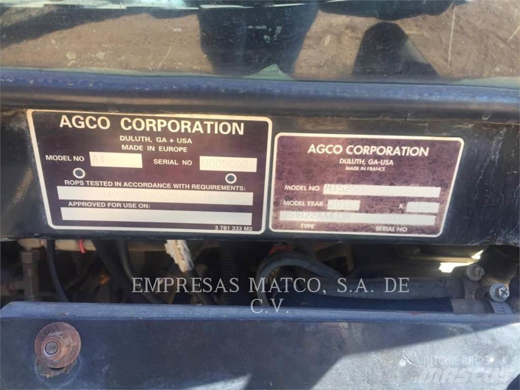 Challenger MT525D 4WD Tratores Agrícolas usados
