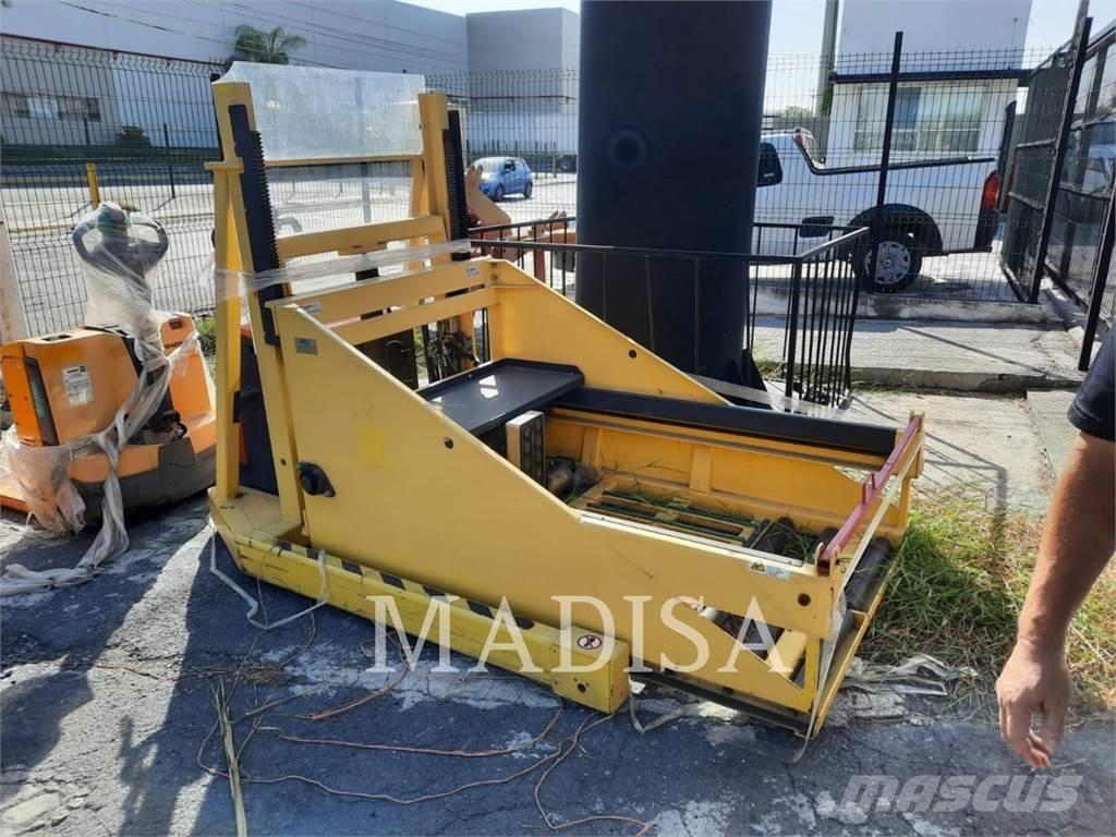  DEKA 40-M-44 Construção - Outros
