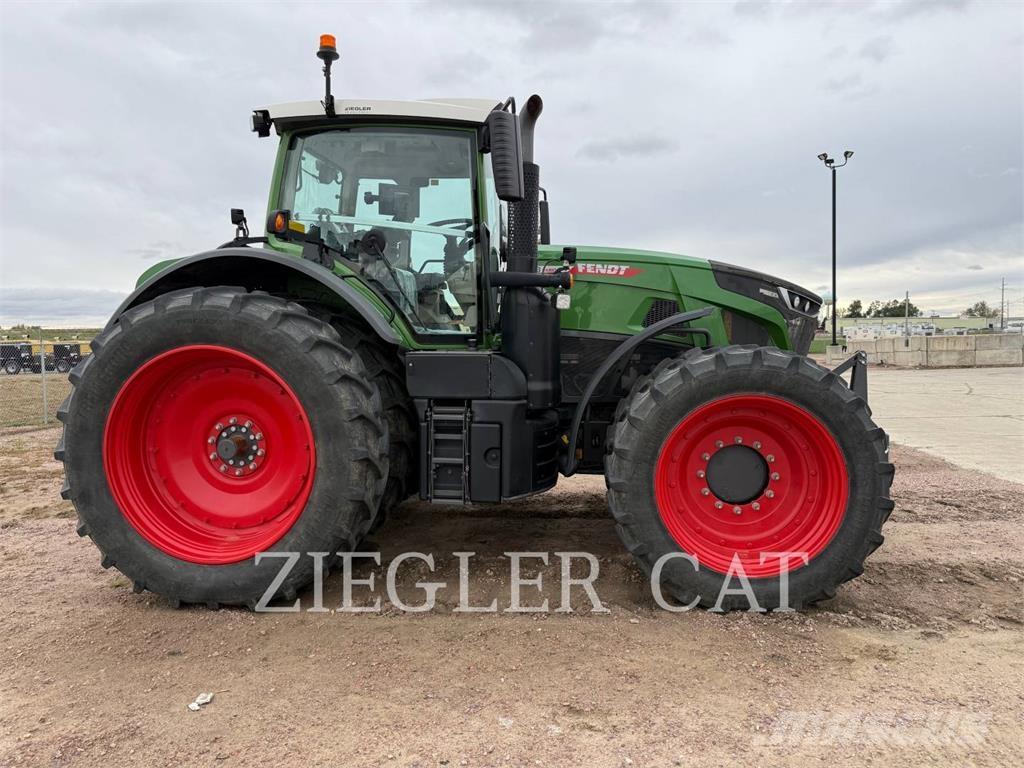 Fendt 933 VARIO Tratores Agrícolas usados