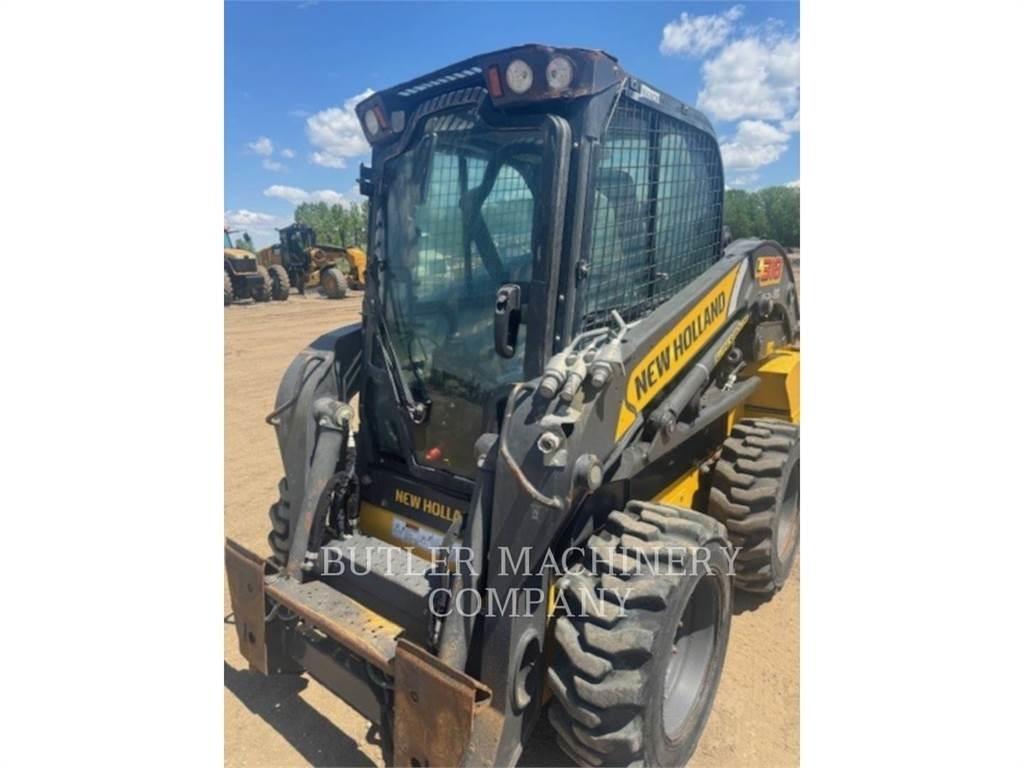 Ford / New Holland L318 Minicarregadeiras