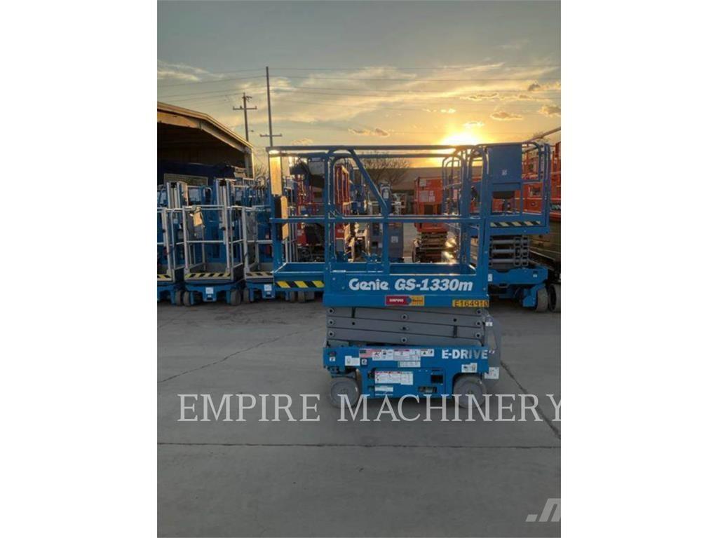 Genie GS1330 Elevadores braços articulados