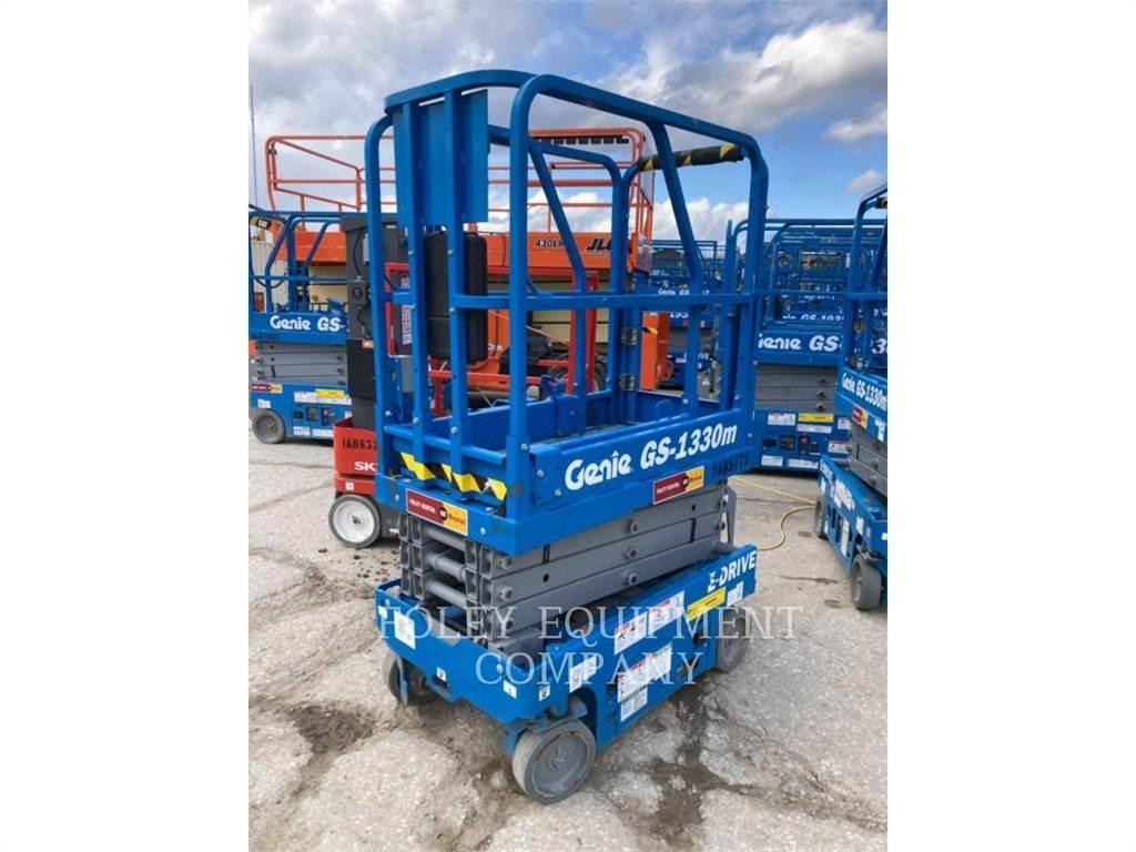 Genie GS1330 Elevadores de tesoura