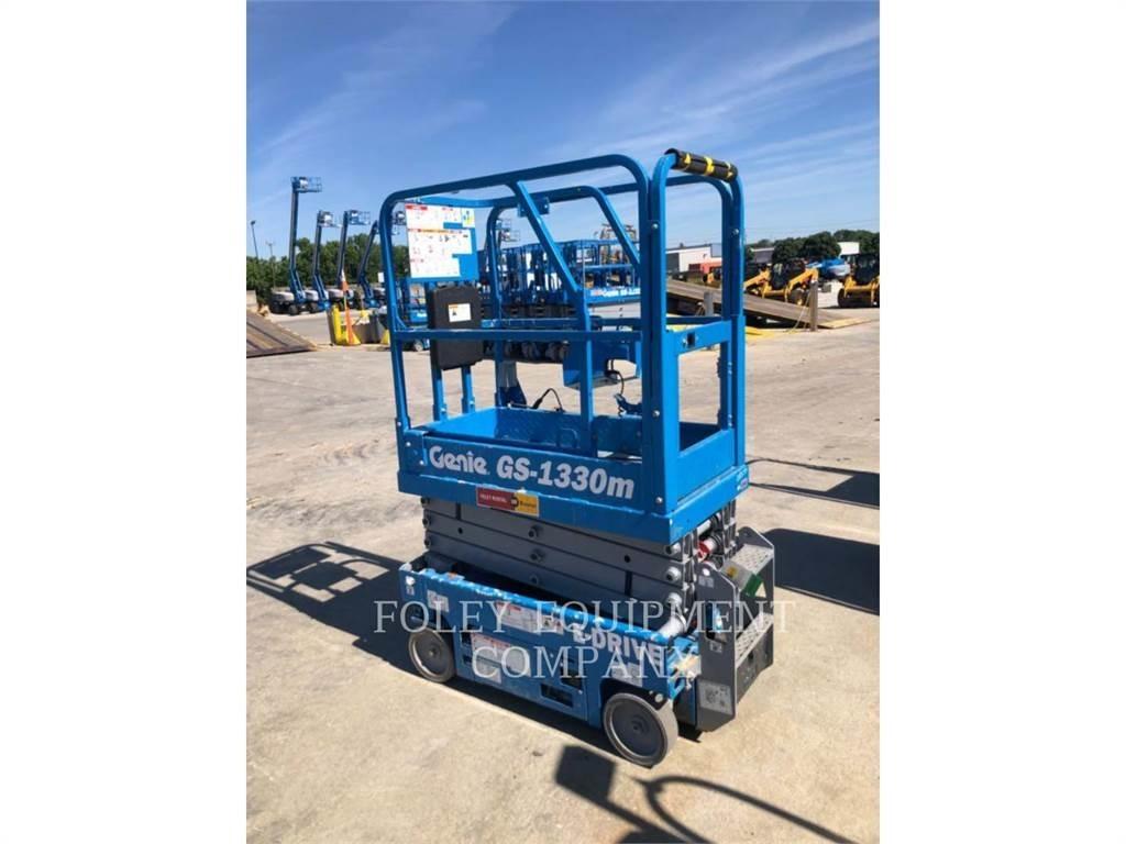 Genie GS1330 Elevadores de tesoura