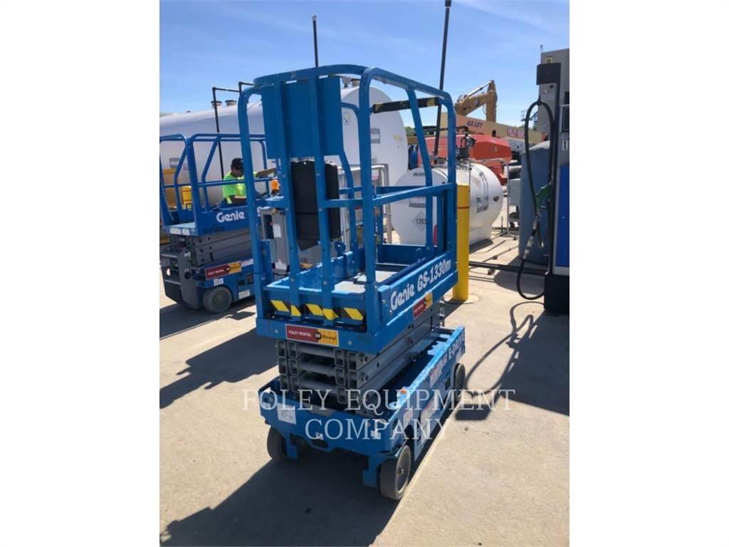 Genie GS1330 Elevadores de tesoura