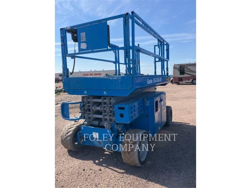 Genie GS3369RTD Elevadores de tesoura