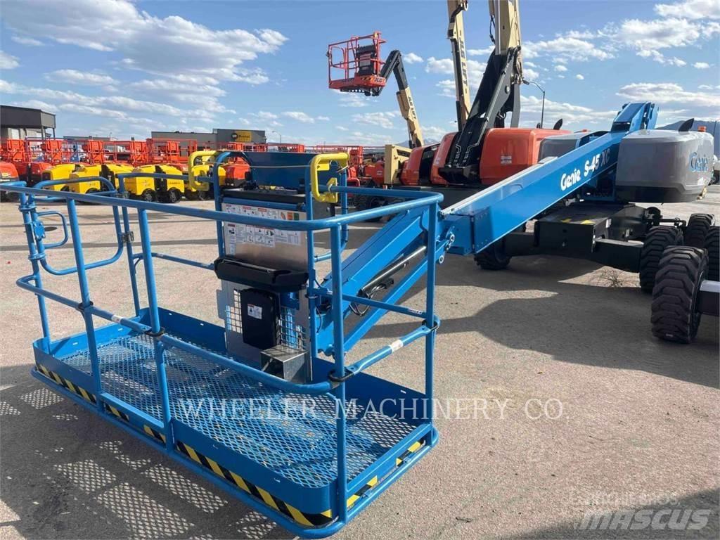 Genie S45XC Elevadores braços articulados