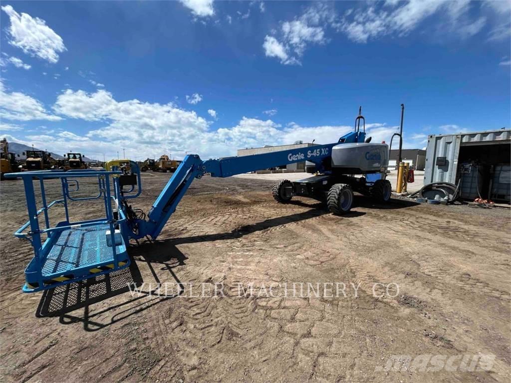 Genie S45XC Elevadores braços articulados