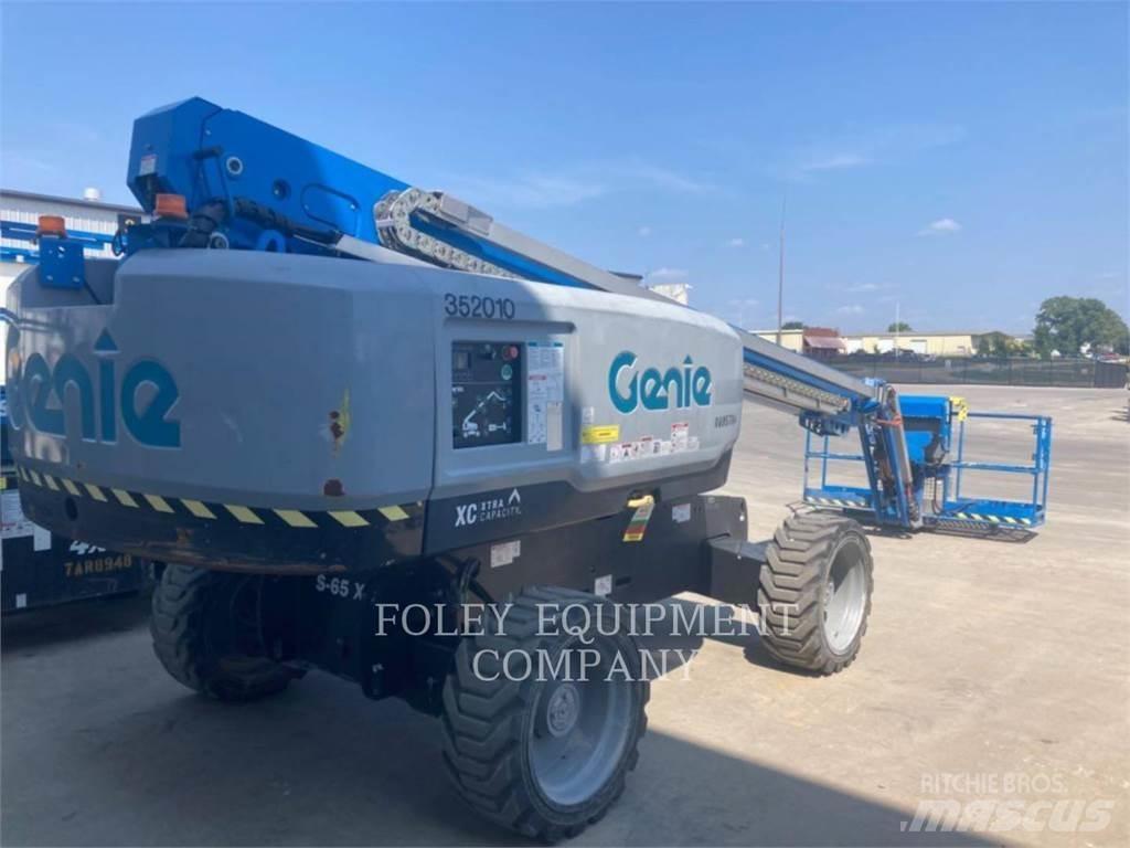 Genie S65XCD4W Elevadores braços articulados