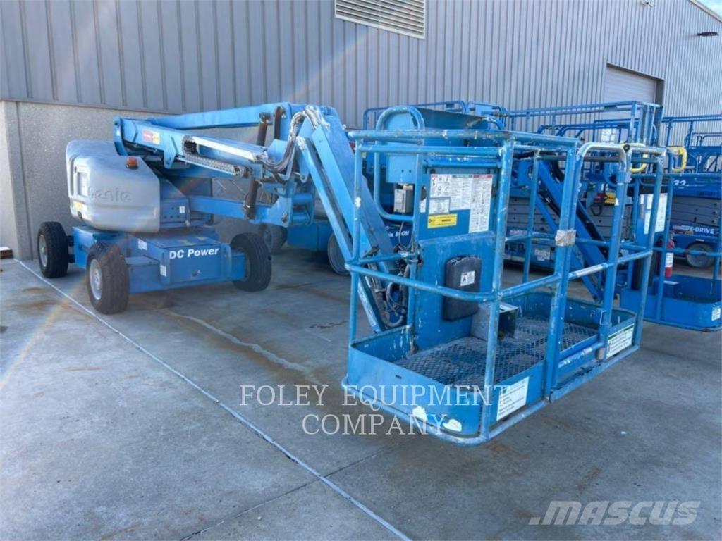 Genie Z45/25JE Elevadores braços articulados