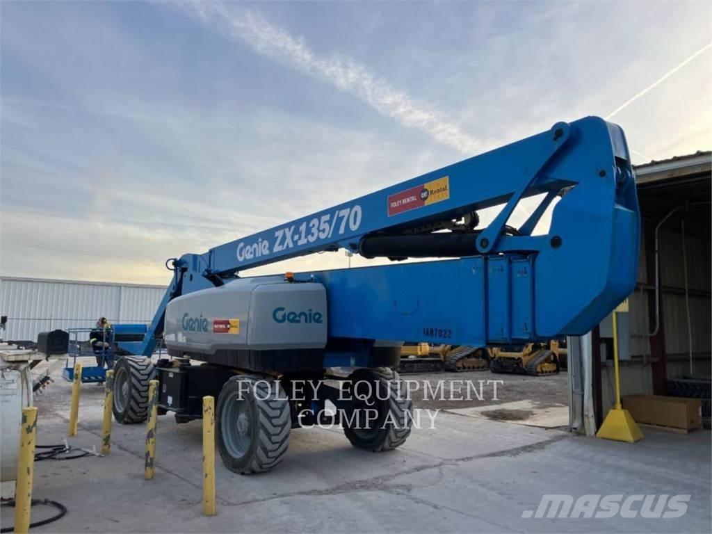 Genie ZX13570D4W Elevadores braços articulados