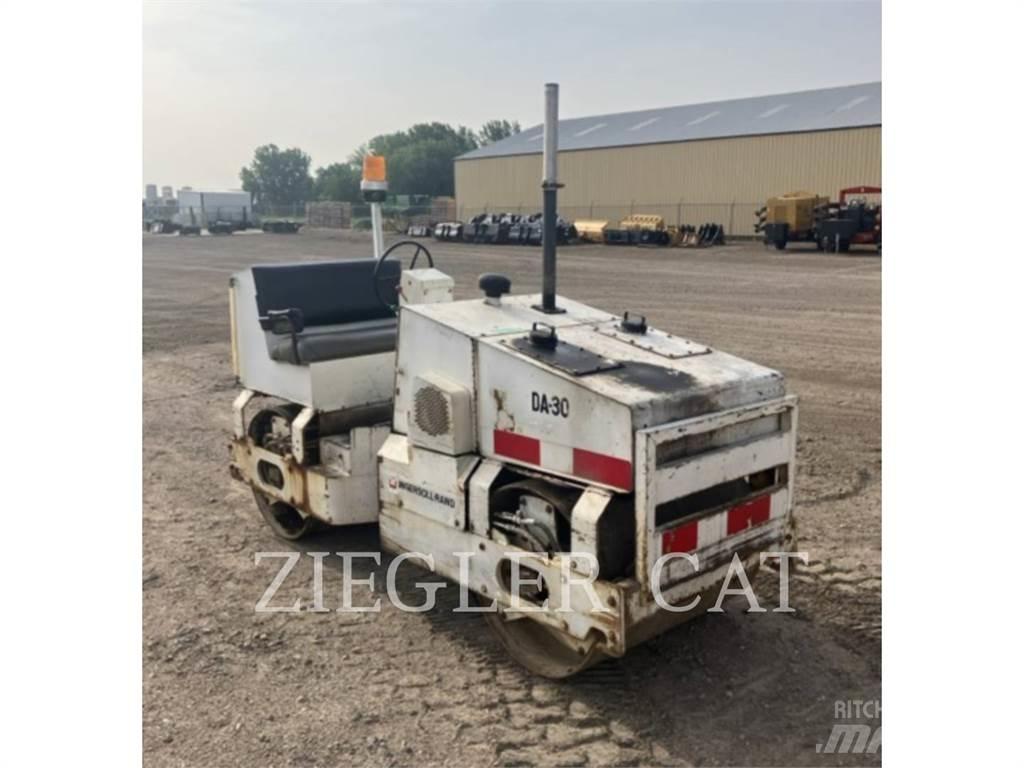 Ingersoll Rand DA30 Compactadores para terra