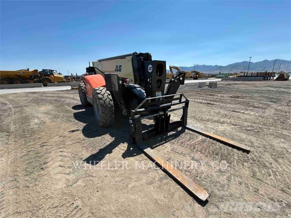 JLG 1255 Manipulador telescópico
