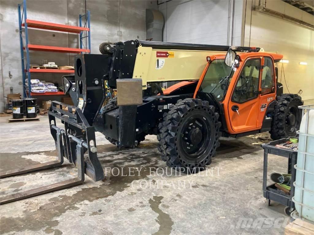 JLG 1255C Manipulador telescópico