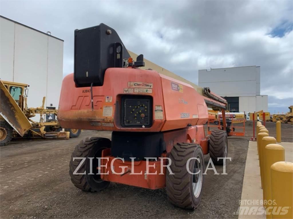 JLG 1350SJP Elevadores braços articulados