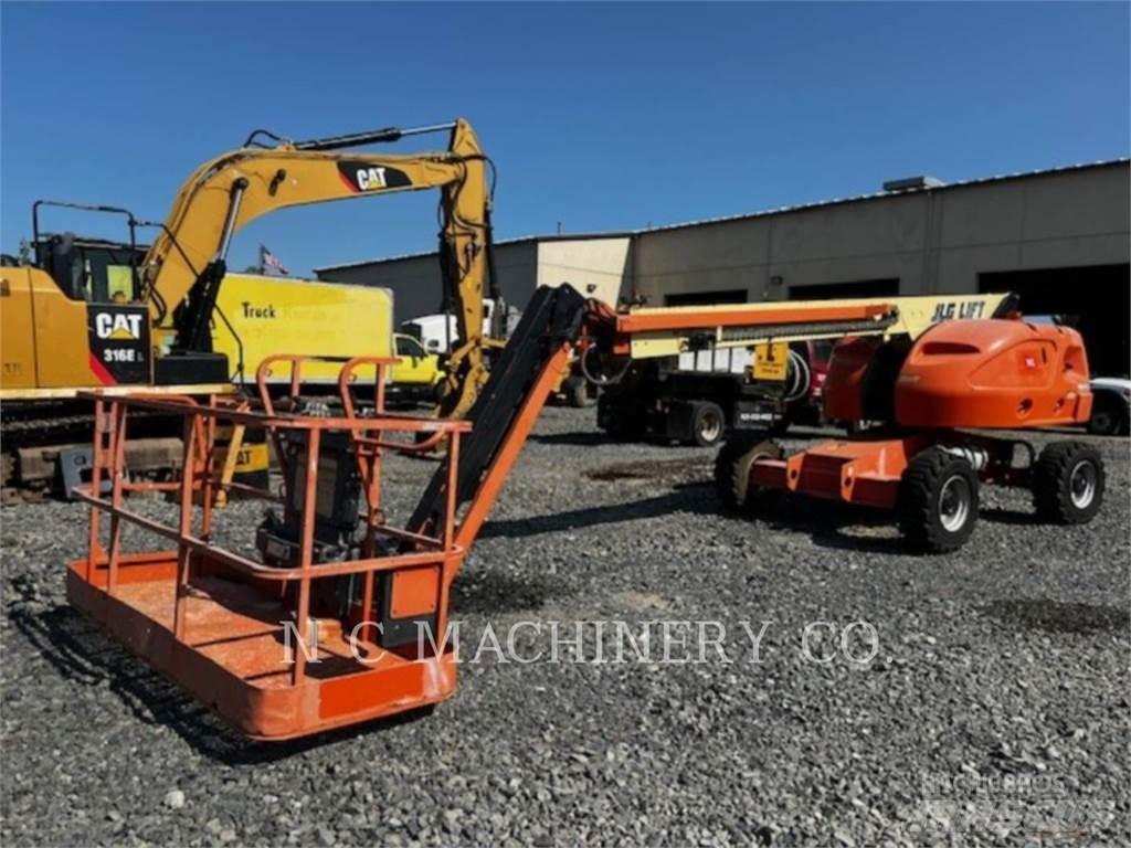 JLG 460SJ Escavadeiras de esteiras