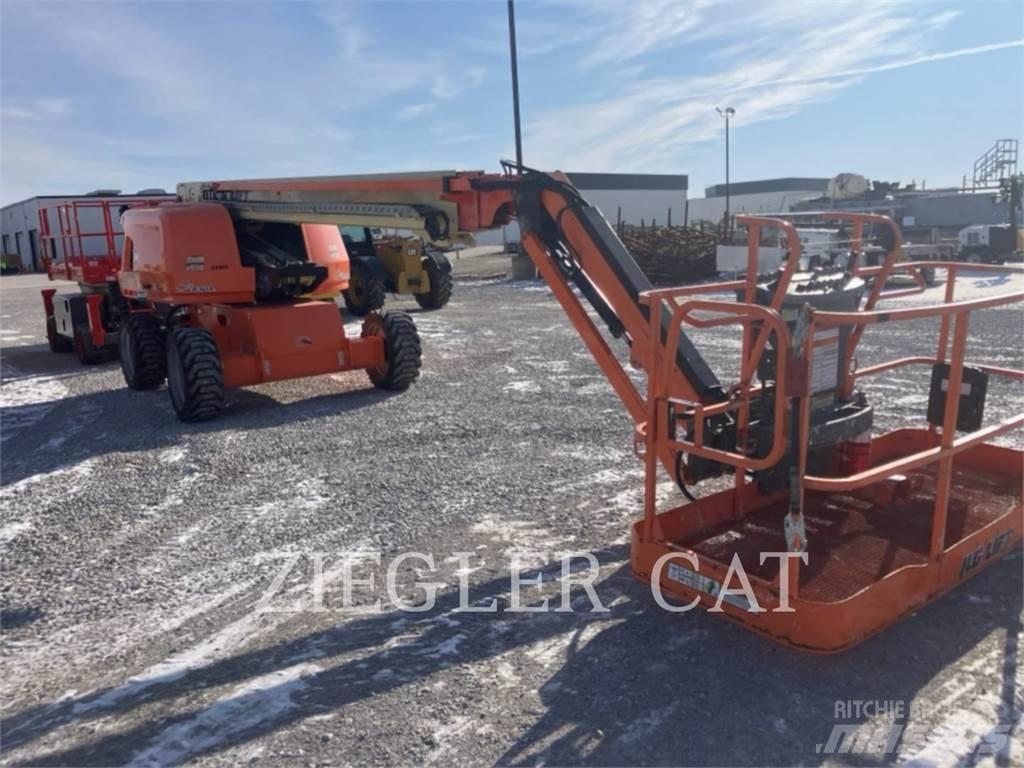 JLG 660SJ Elevadores braços articulados