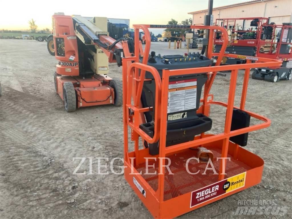 JLG E300AJP Elevadores braços articulados