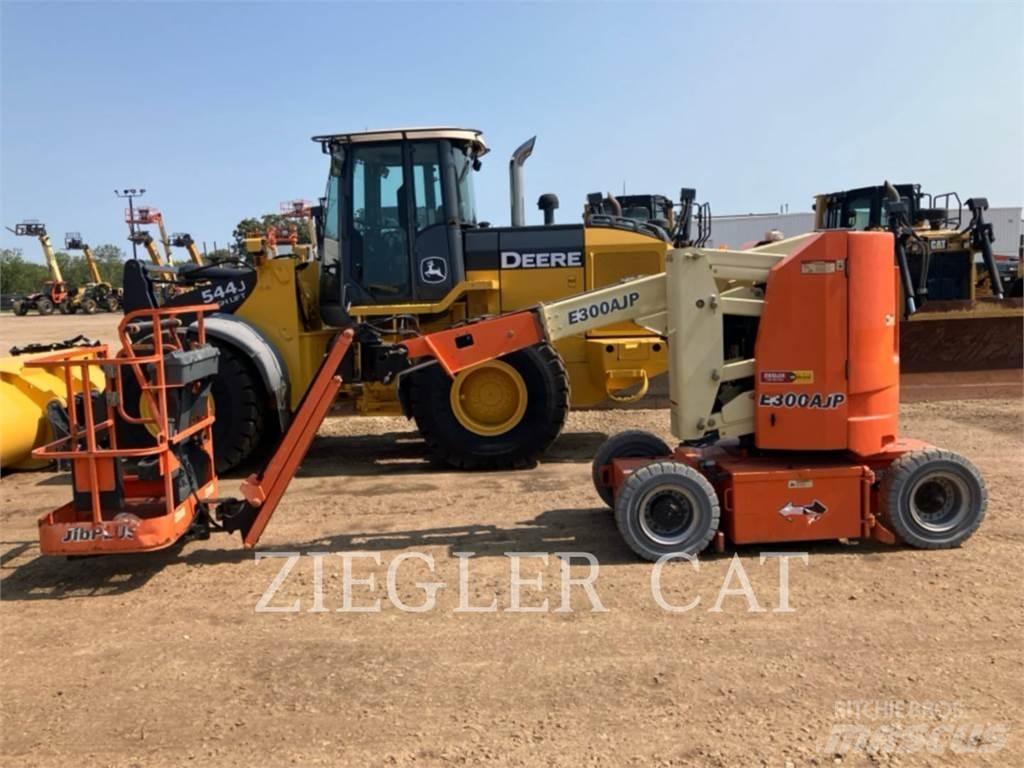JLG E300AJP Elevadores braços articulados