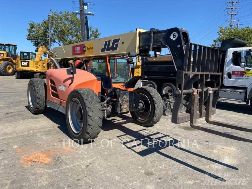 JLG G6-42A Manipulador telescópico