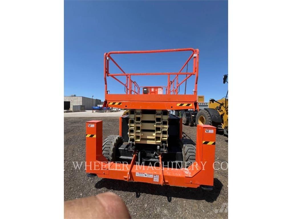 JLG RT4394 Elevadores de tesoura
