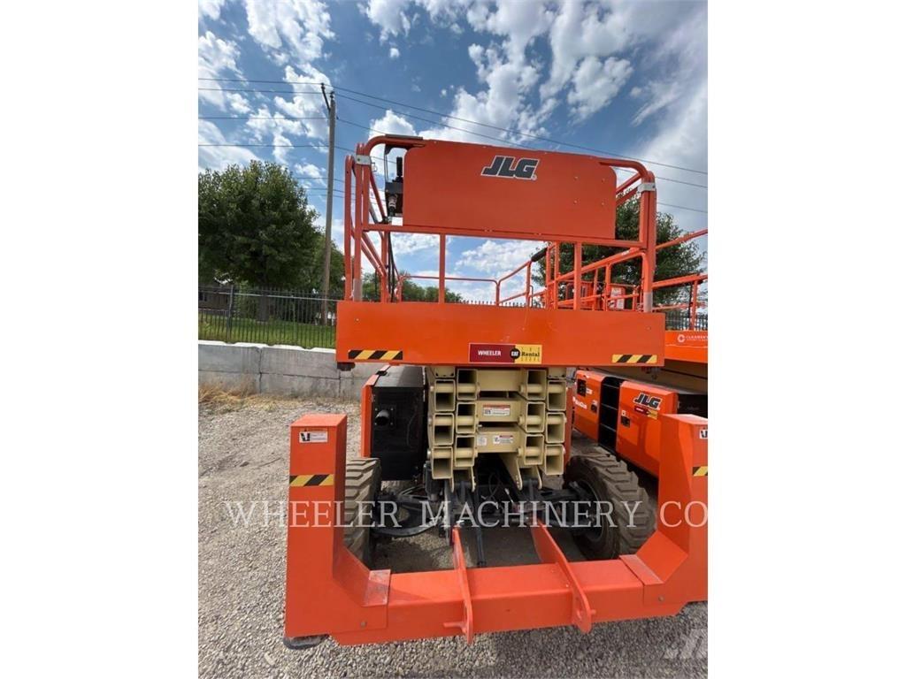 JLG RT4394 Elevadores de tesoura