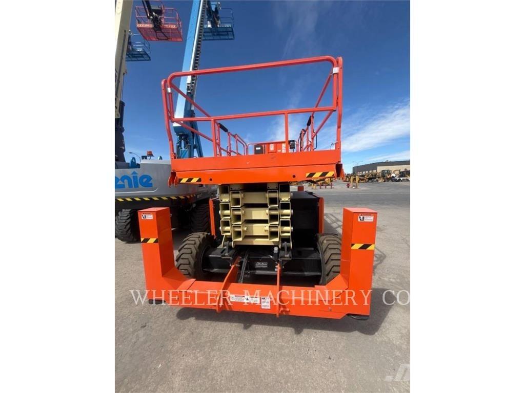 JLG RT4394 Elevadores de tesoura