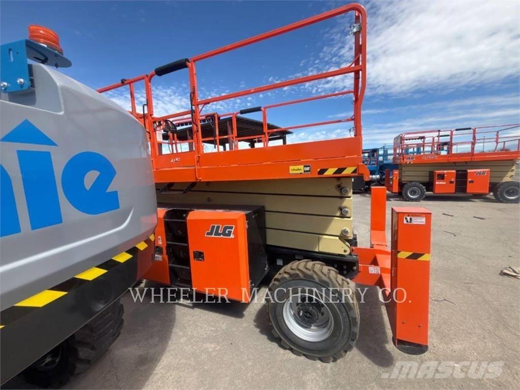 JLG RT4394 Elevadores de tesoura
