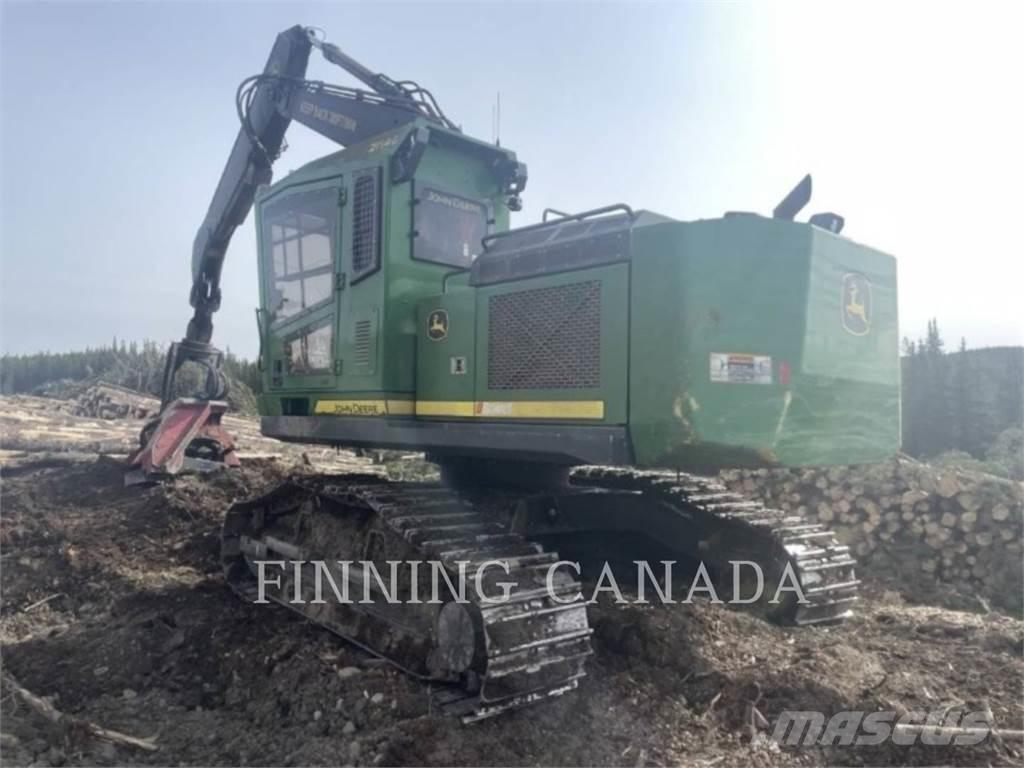 John Deere 2154G Escavadoras