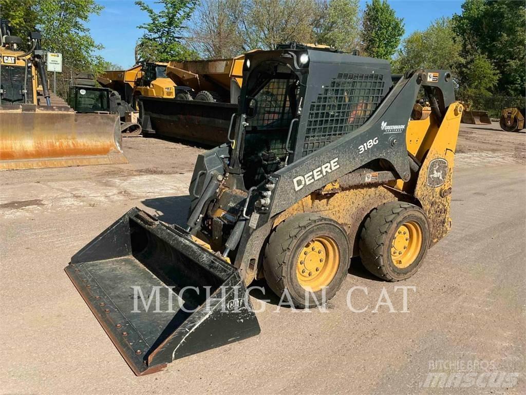 John Deere 318G Minicarregadeiras