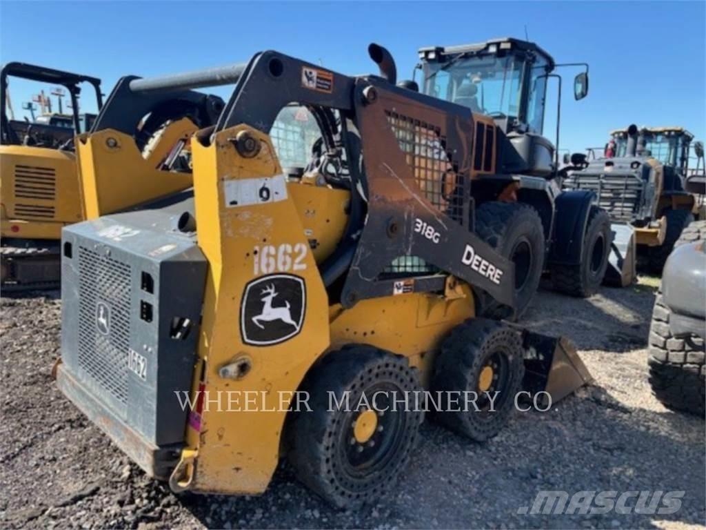 John Deere 318G SSL Minicarregadeiras