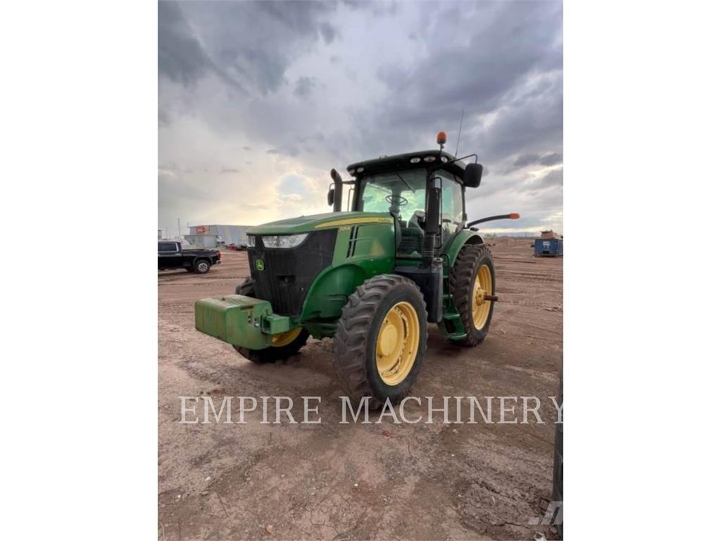 John Deere 7215R Tratores Agrícolas usados
