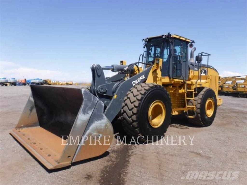 John Deere 744L Carregadeiras de rodas