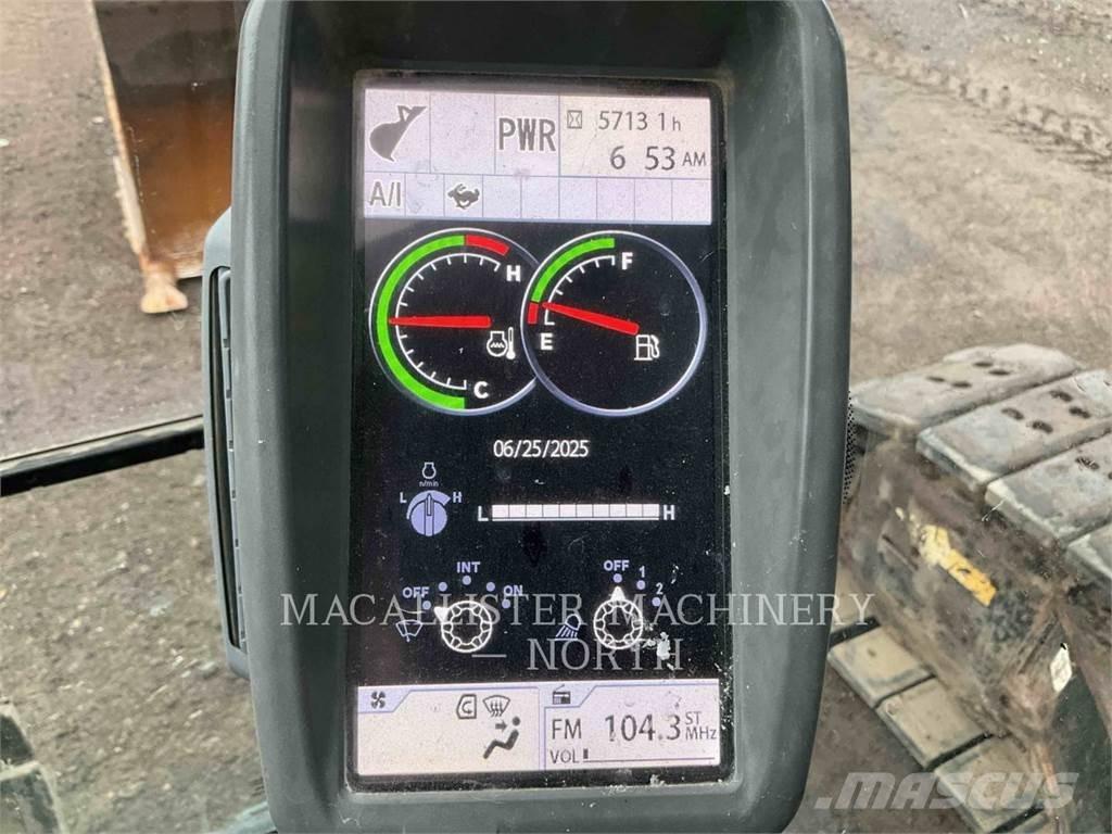 John Deere & CO. 210G LC Escavadeiras de esteiras