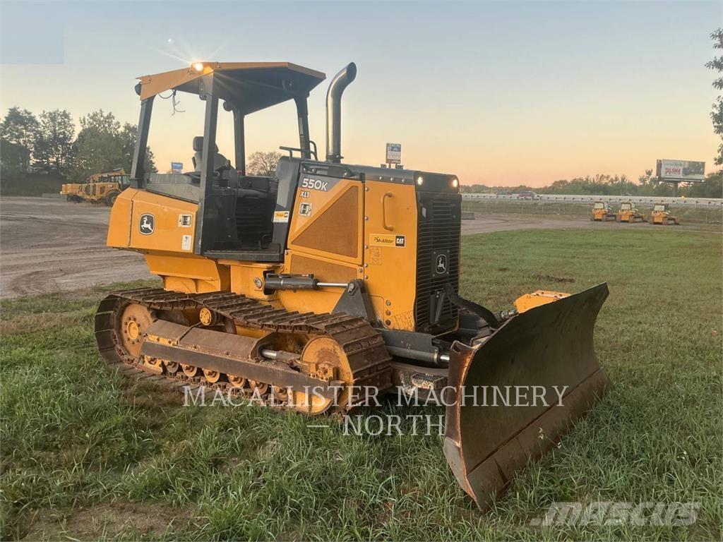 John Deere & CO. 550 Dozers - Tratores rastos