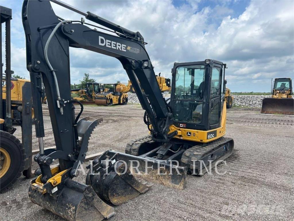 John Deere & CO. 60G Escavadeiras de esteiras