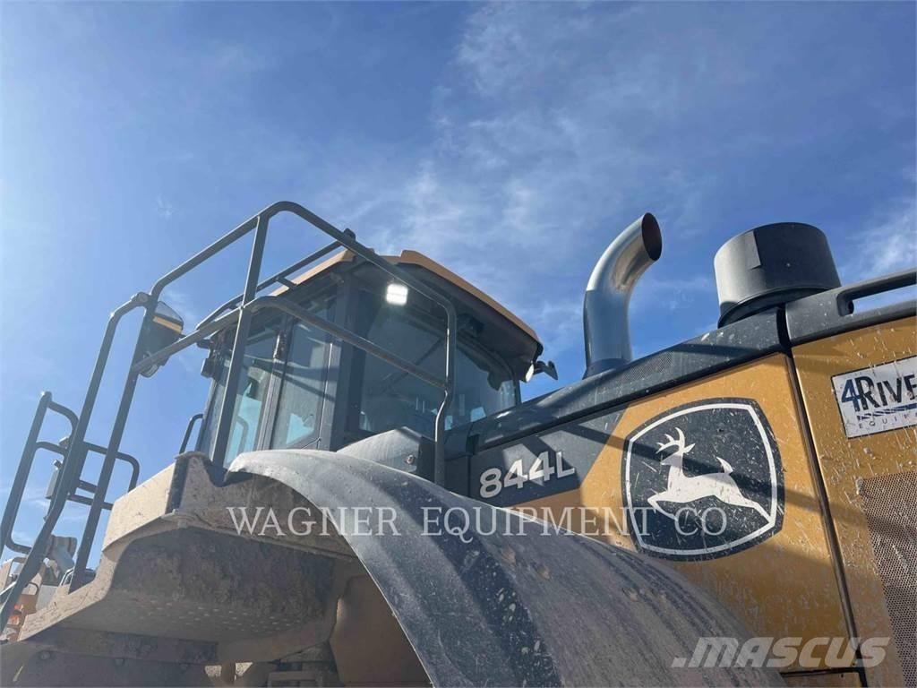 John Deere & CO. 844L AG Carregadeiras de rodas