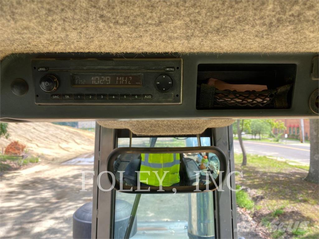 John Deere & CO. 850K Dozers - Tratores rastos