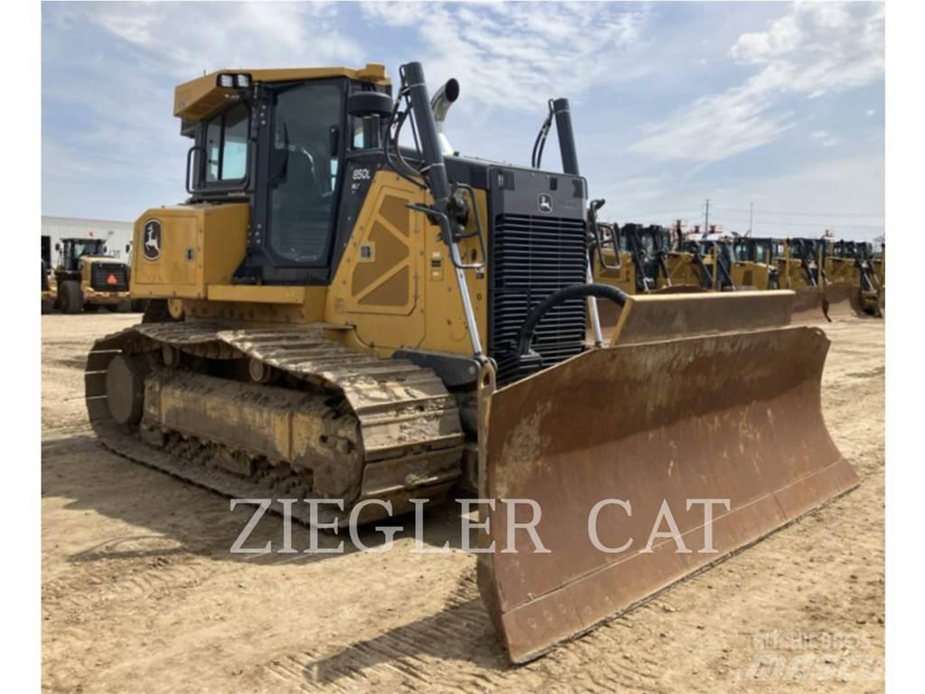 John Deere & CO. 850LWLT Dozers - Tratores rastos