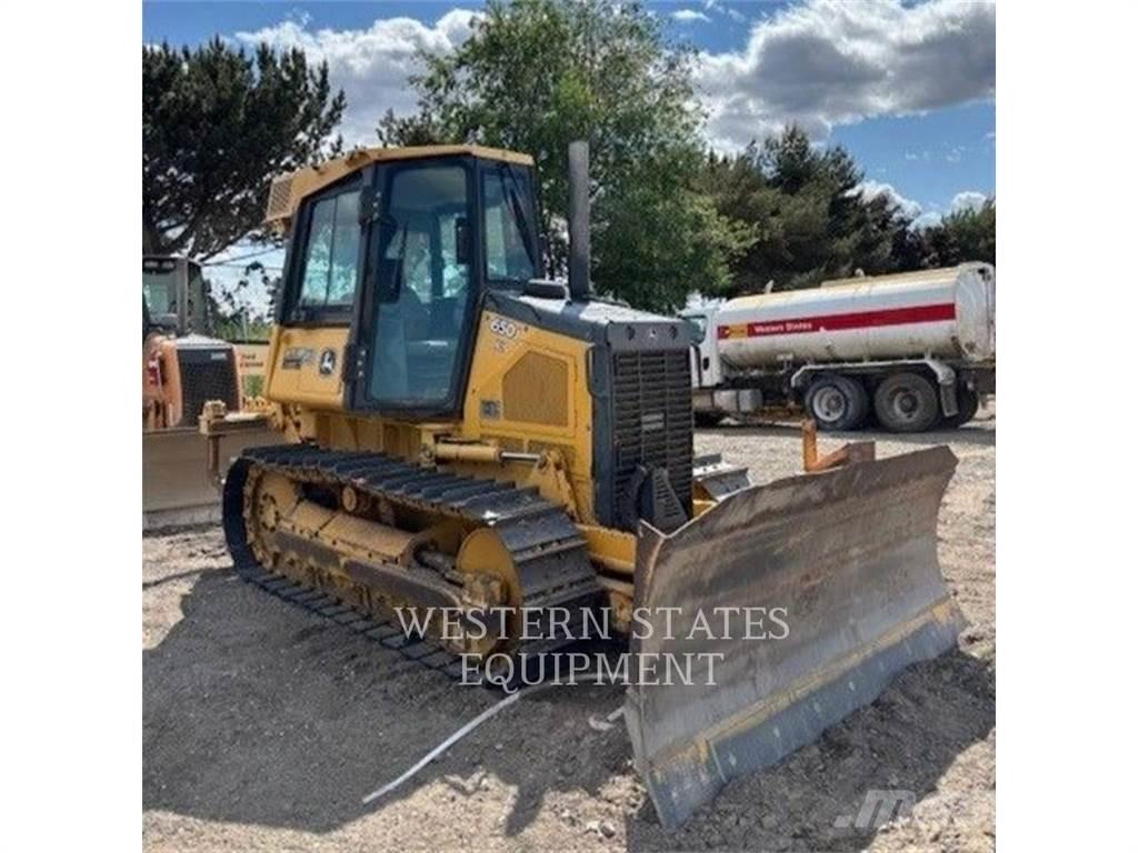John Deere & CO. JD 650J Dozers - Tratores rastos