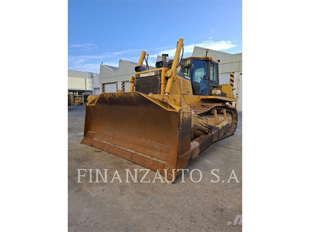 Komatsu D155 Dozers - Tratores rastos