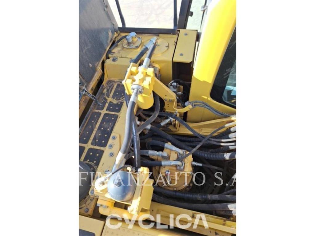 Komatsu PC490 Escavadeiras de esteiras